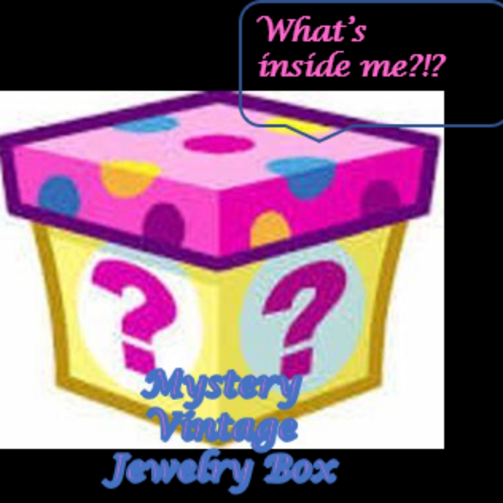 10 pcs vintage fashion jewelry reseller box.